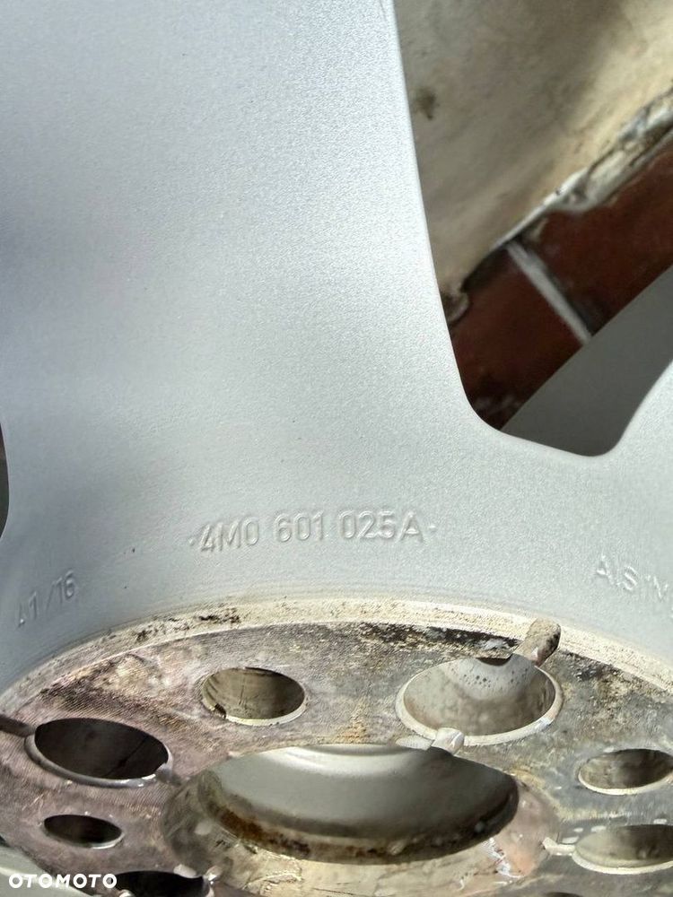 felgi aluminiowe Audi 18 cali 5x112 numer 4m0601025a - 2