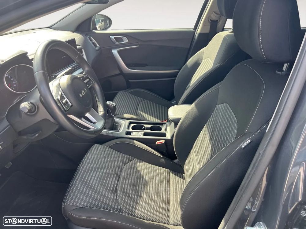 Kia XCeed 1.0 T-GDI Dynamic - 10