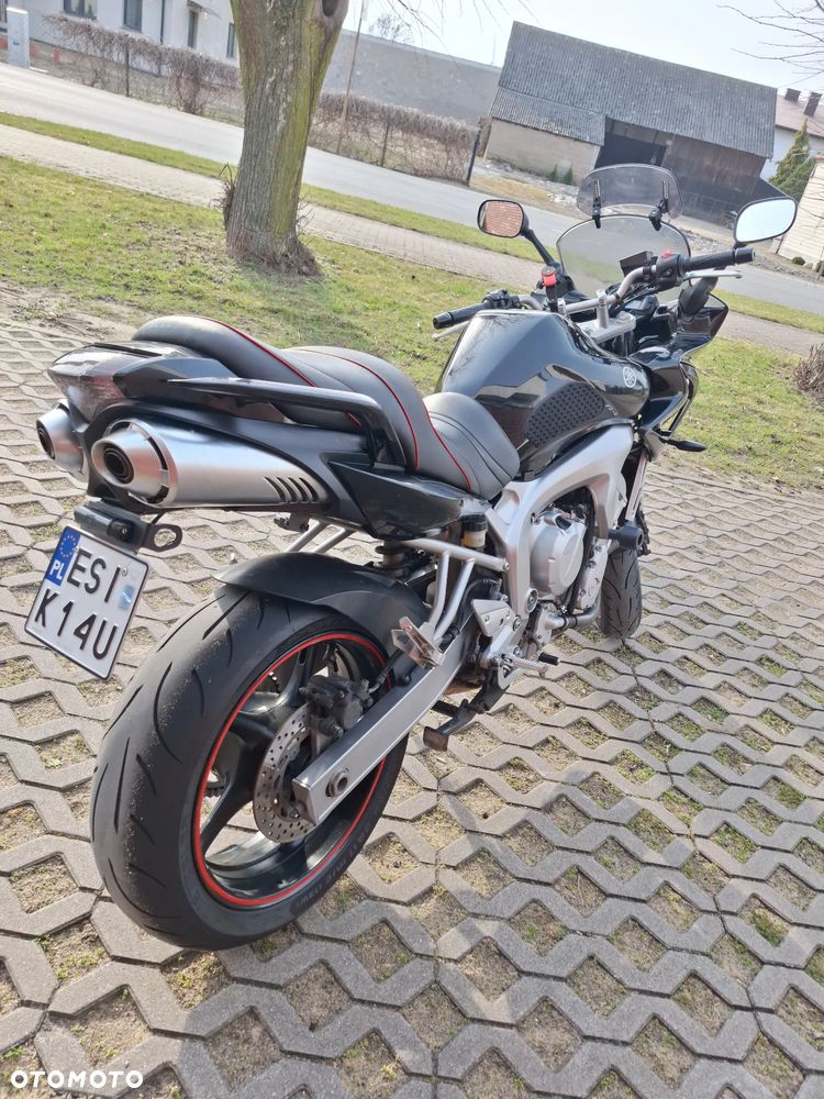 Yamaha FZ6 - 2
