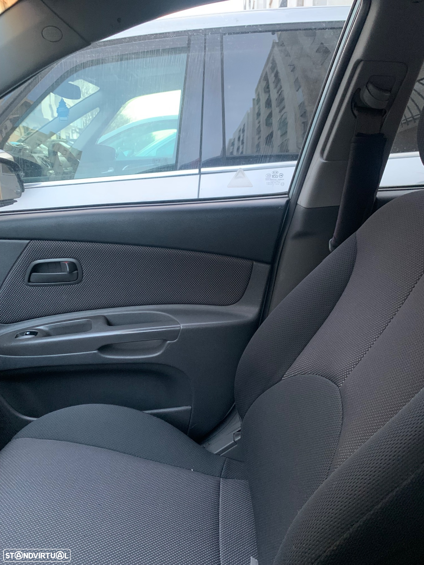Kia Rio - 6