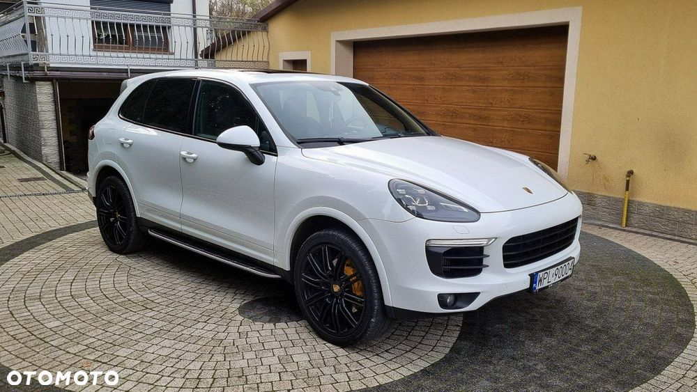 Porsche Cayenne - 8
