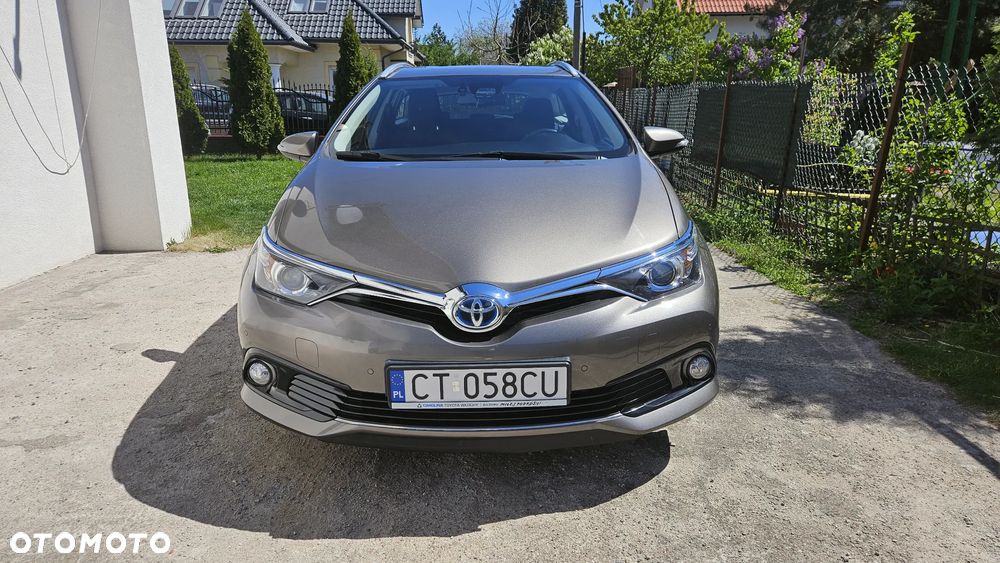 Toyota Auris Hybrid 135 Prestige - 7