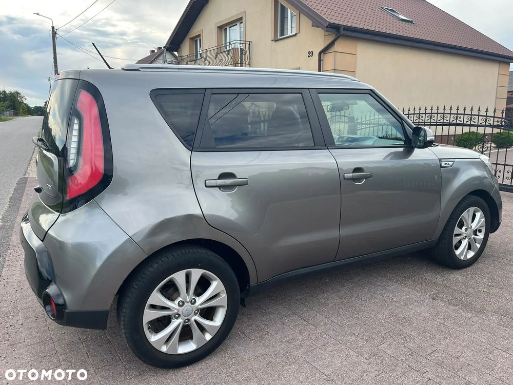 Kia Soul 1.6 CRDI Dream-Team Edition - 4