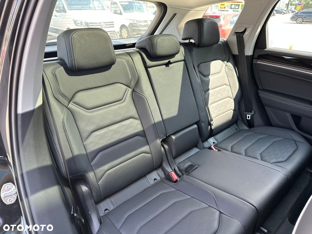 Volkswagen Touareg - 20
