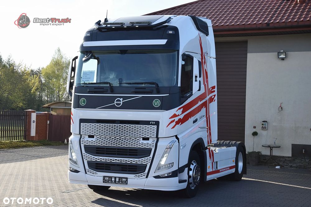 Volvo FH 500 XL |  FULL LED | I-PARK COOL |  ZBIORNIKI 1175 L |  I-SAVE  |  STANDARD - 5