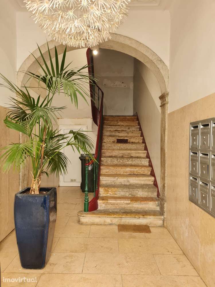 Apartamento T3 no coração de Lisboa - Grande imagem: 2/16