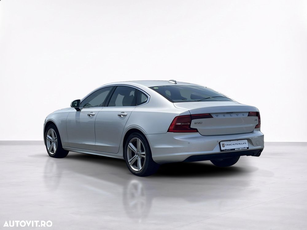 Volvo S90 - 4