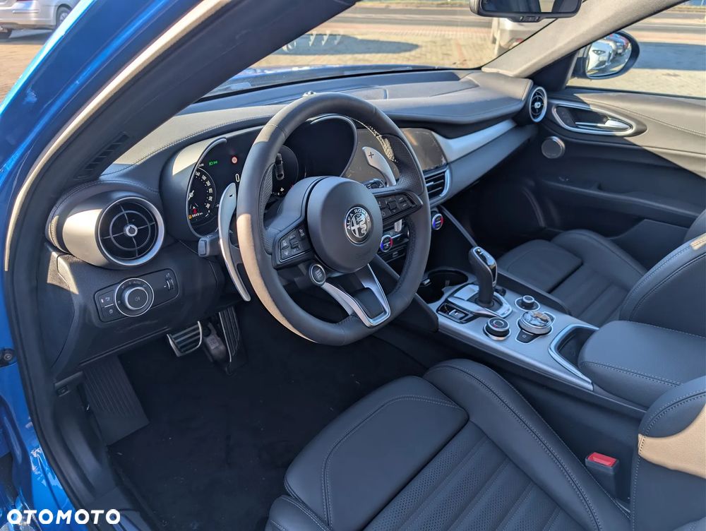 Alfa Romeo Giulia 2.0 Turbo Veloce Q4 - 9