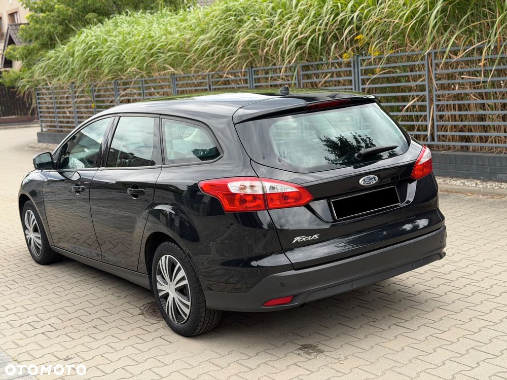 Ford Focus - 8
