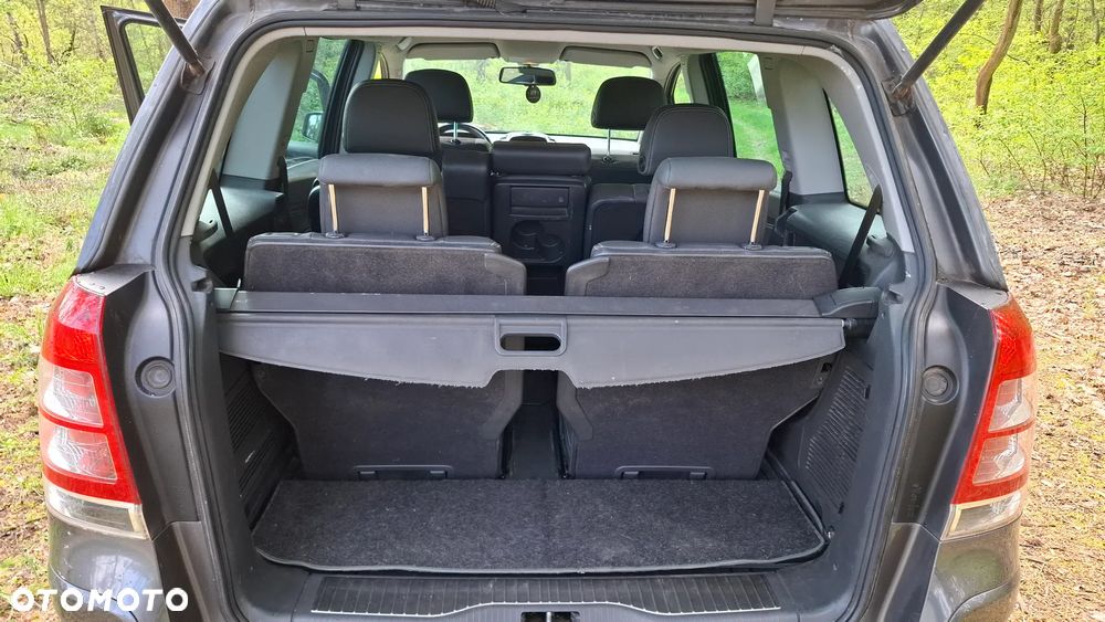Opel Zafira 1.8 - 19