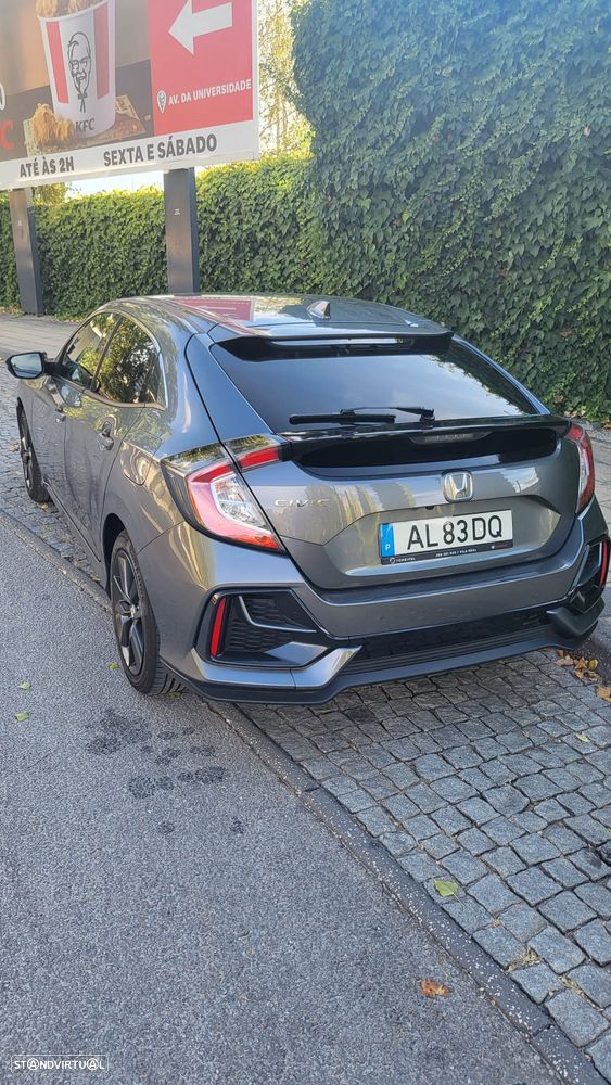 Honda Civic 1.0 i-VTEC Elegance - 17