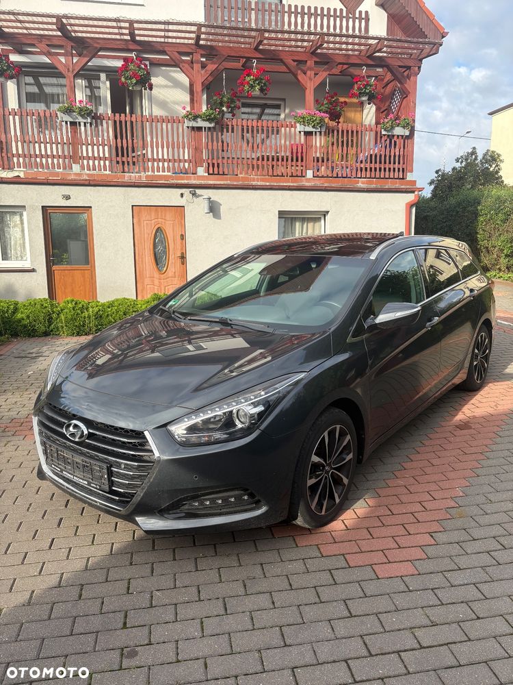 Hyundai i40 Kombi blue 1.7 CRDi DCT Premium - 2