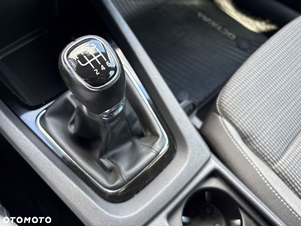 Skoda Octavia 1.5 TSI ACT Ambition - 15