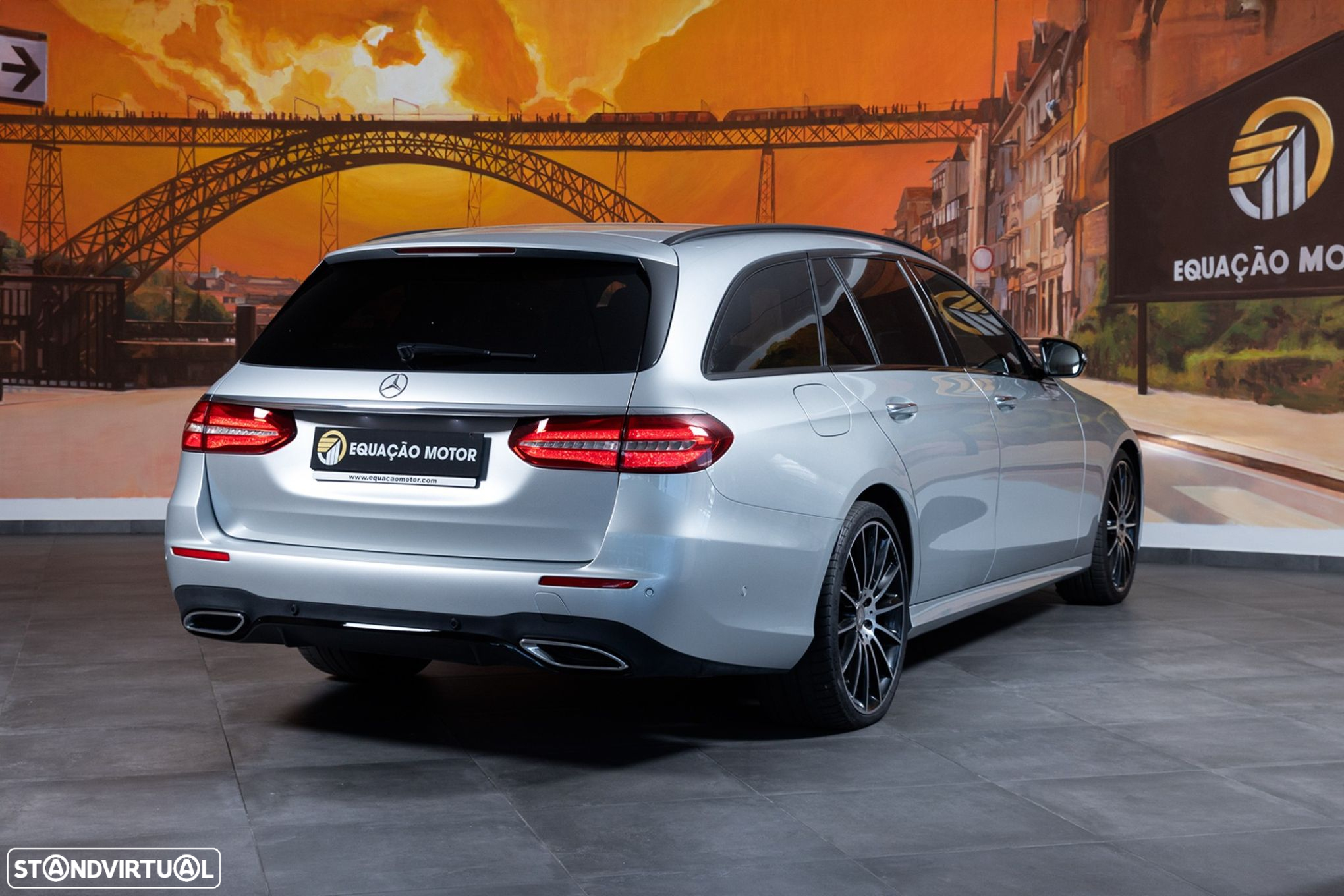 Mercedes-Benz E 220 d AMG Line - 4