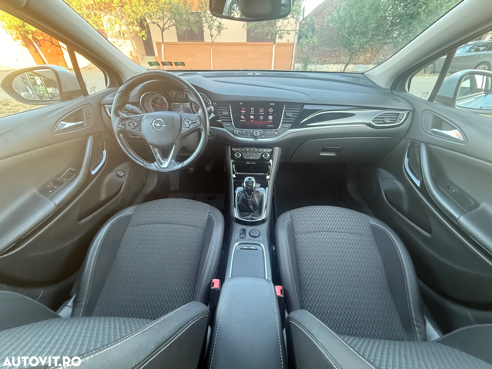 Opel Astra 1.6 CDTI ECOTEC ECOFlex Start/Stop Dynamic - 6