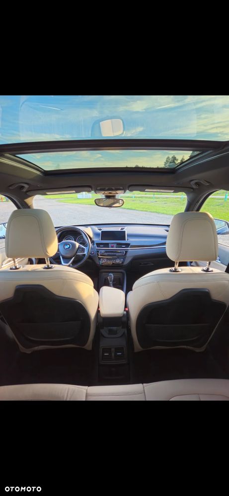 BMW X1 xDrive25i xLine sport - 12