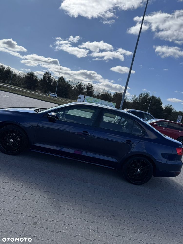 Volkswagen Jetta 1.2 TSI Comfortline - 13