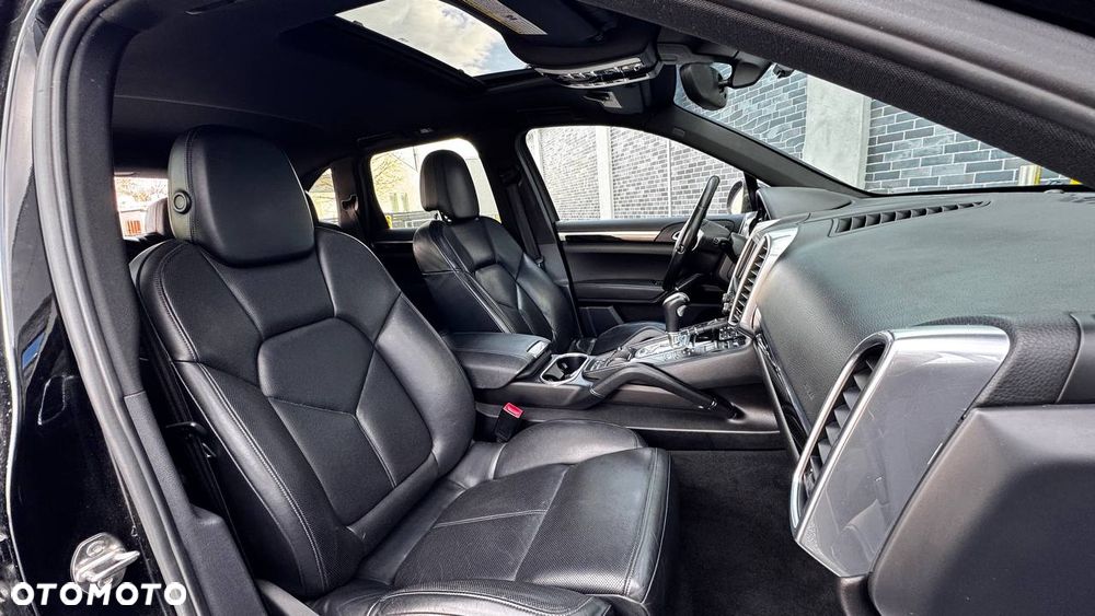 Porsche Cayenne - 17