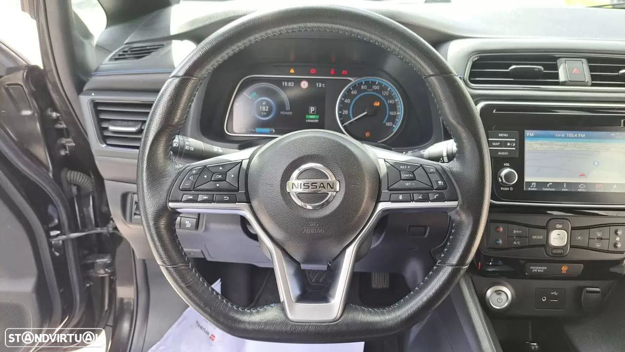 Nissan Leaf N-Connecta - 34