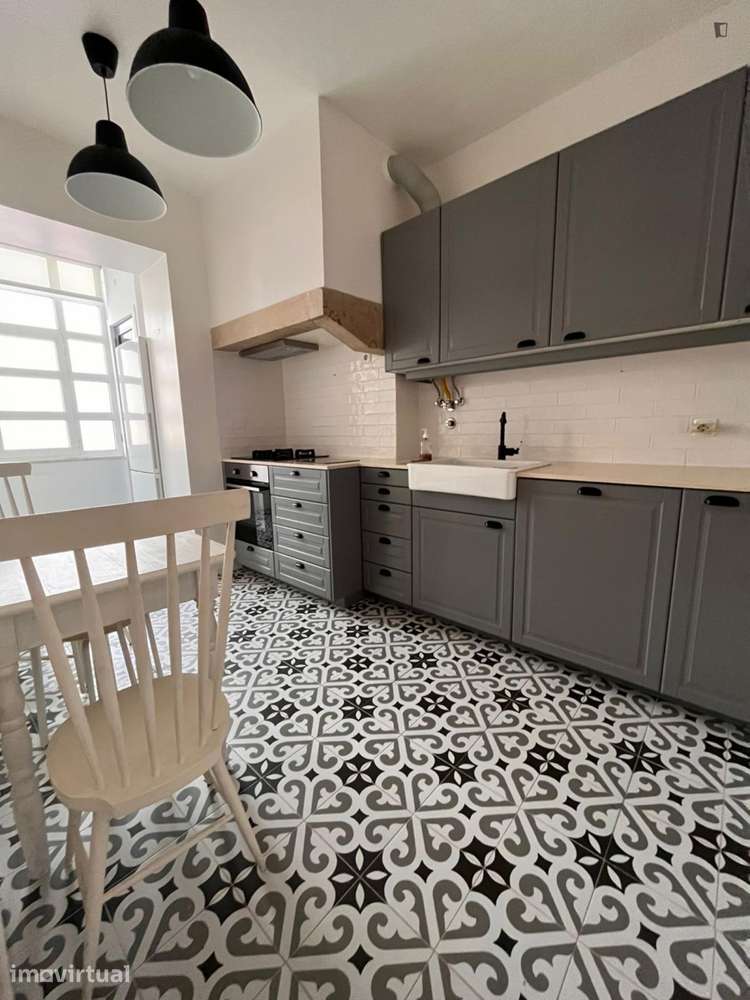 Quarto - localizado em Alameda Lisbon - Grande imagem: 5/7