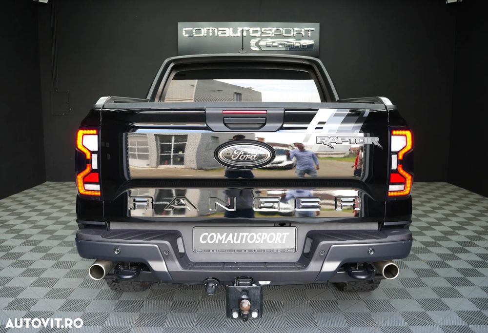 Ford Raptor - 5