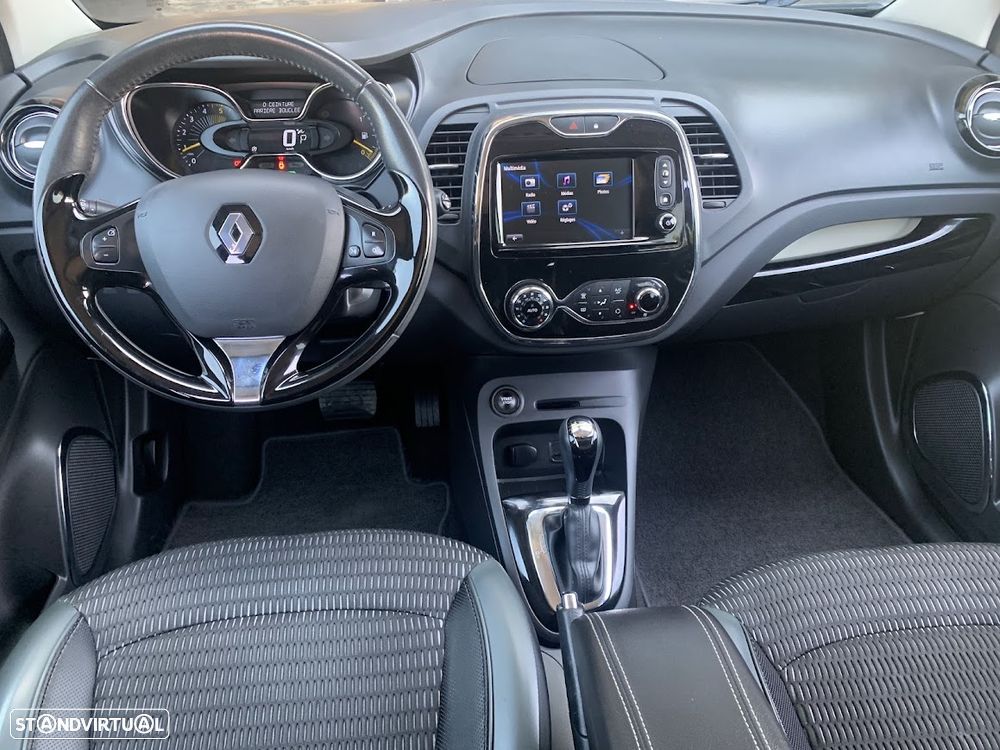 Renault Captur 1.5 dCi Initiale Paris EDC - 8