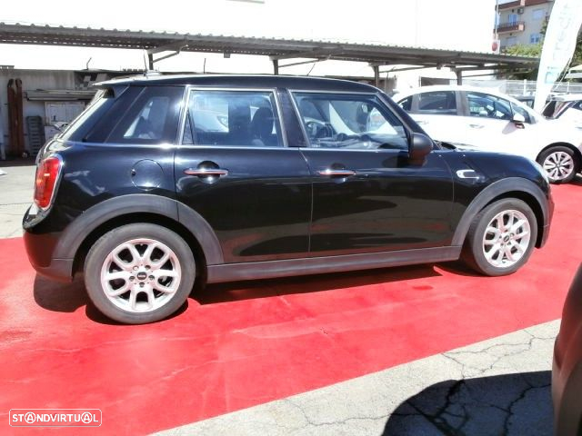 MINI 5 Portas One D - 5