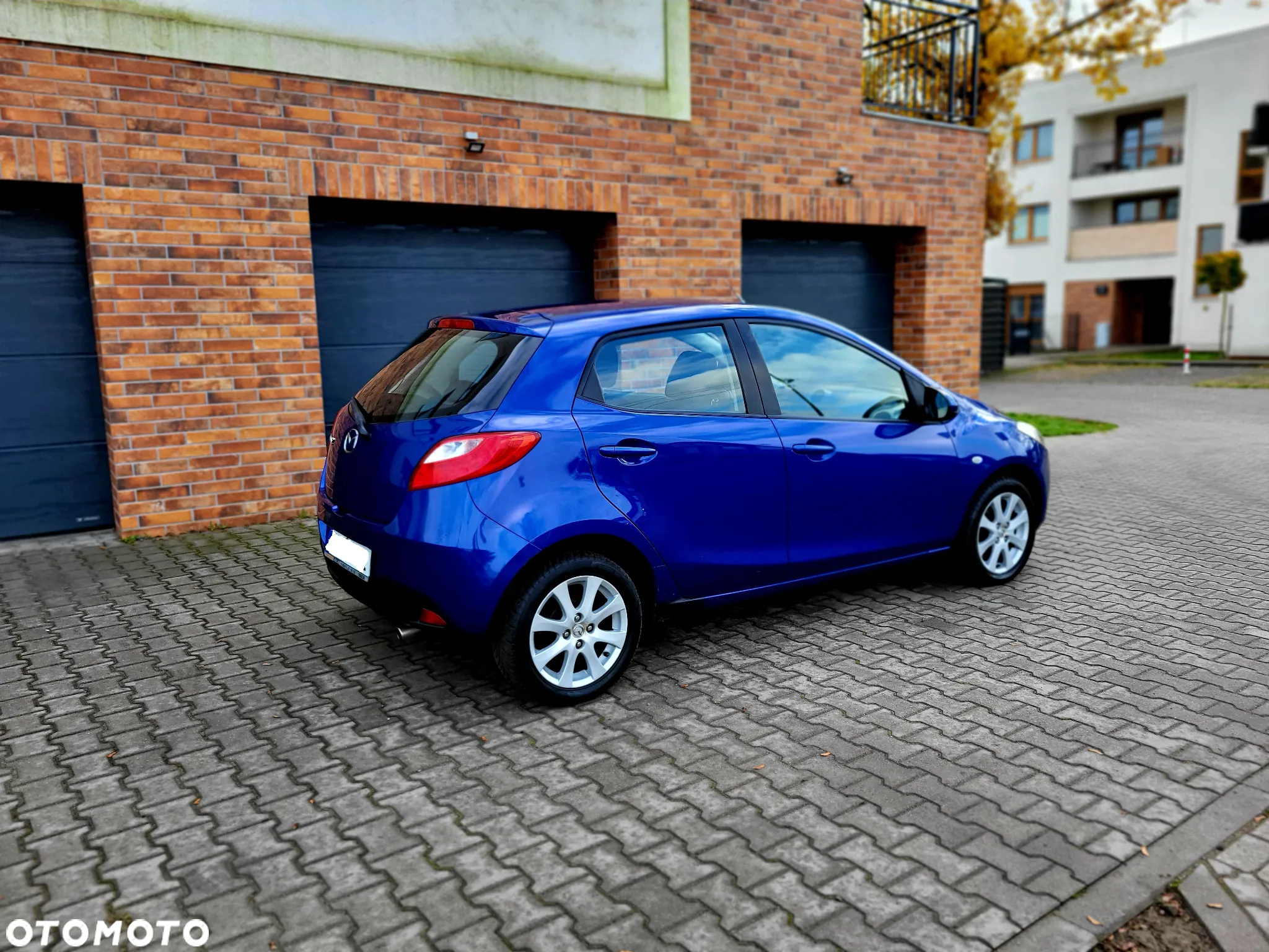 Mazda 2 - 5