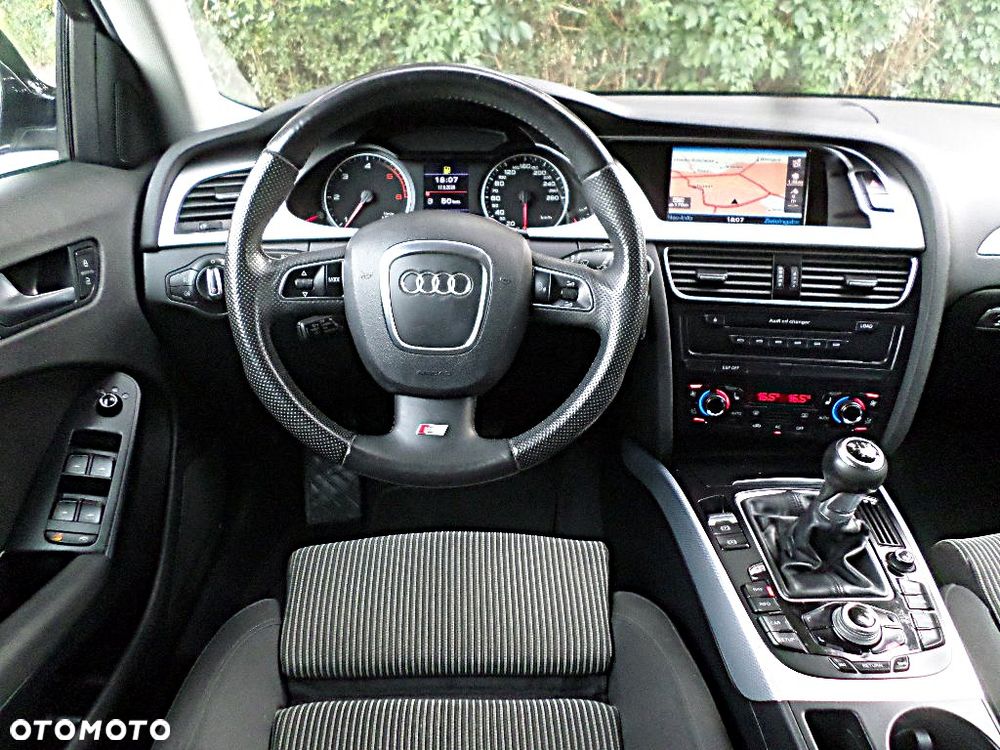 Audi A4 Avant 2.0 TDI - 8