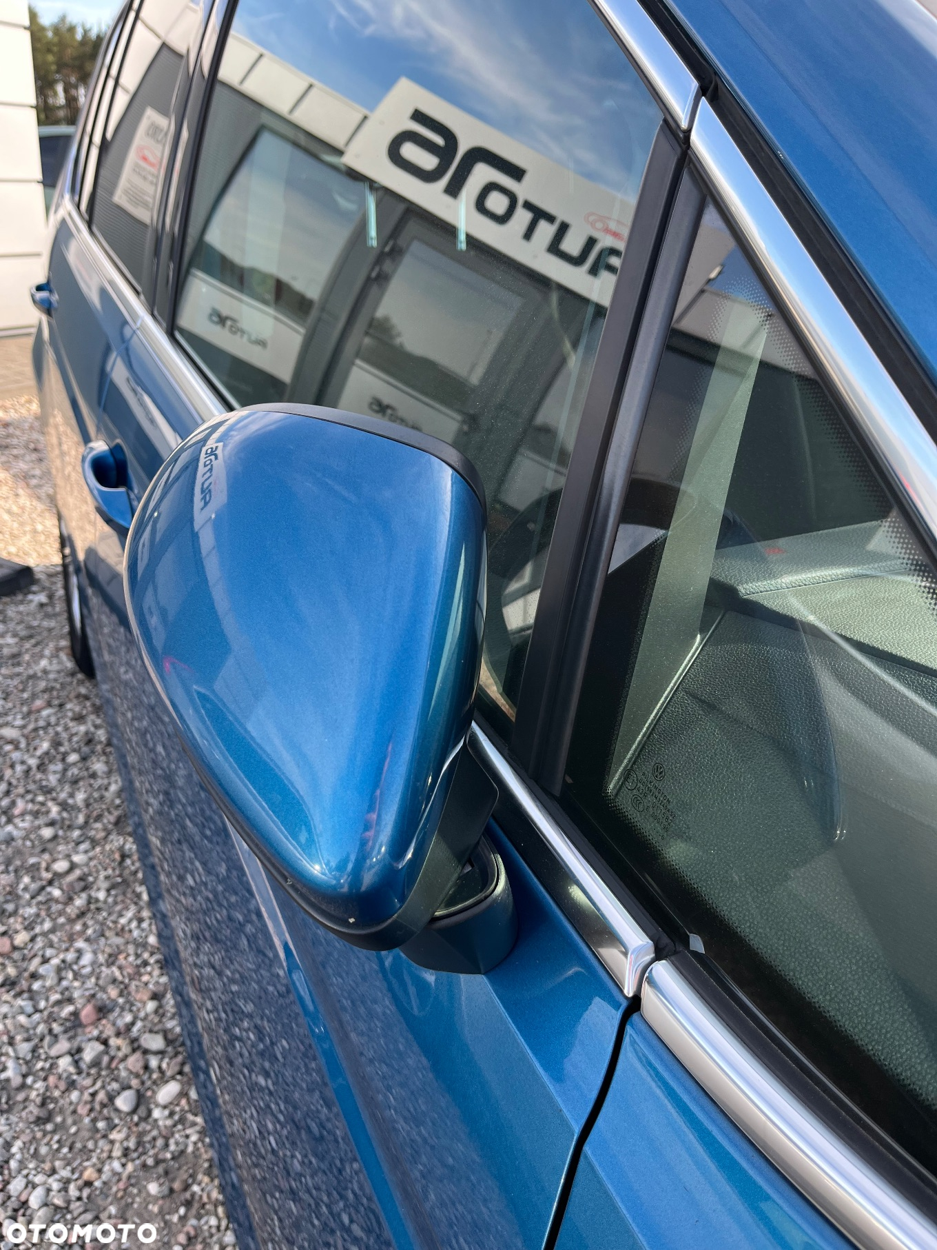Volkswagen Touran 2.0 TDI BMT Highline - 33