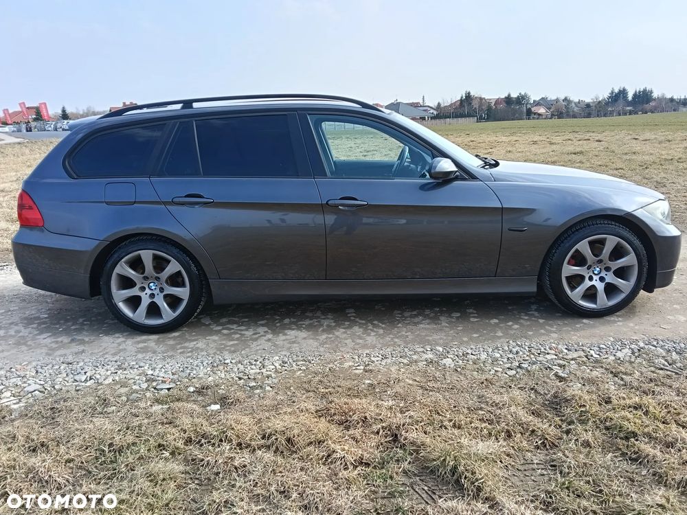BMW Seria 3 320i - 7