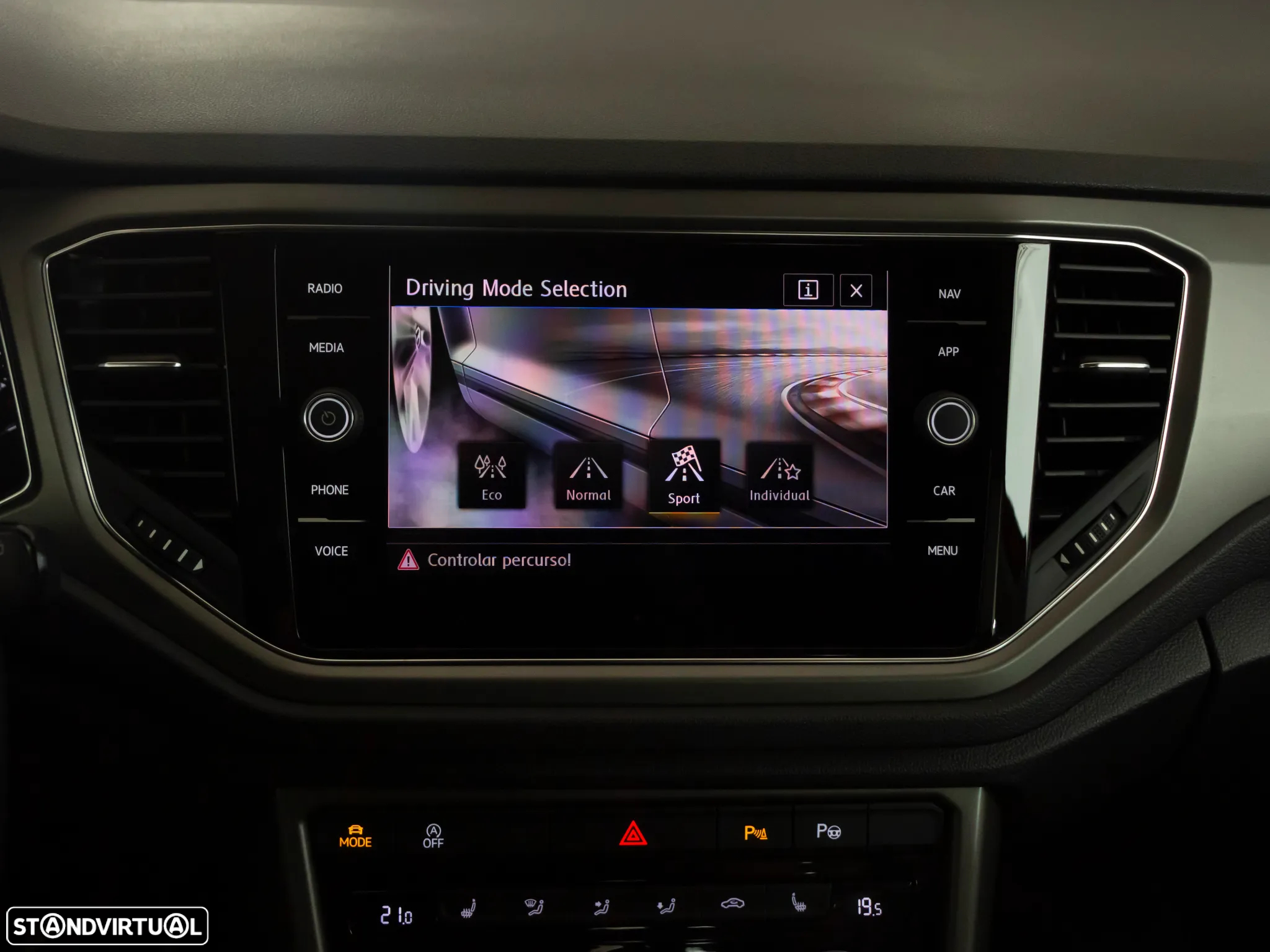 VW T-Roc 1.6 TDI Beats - 33