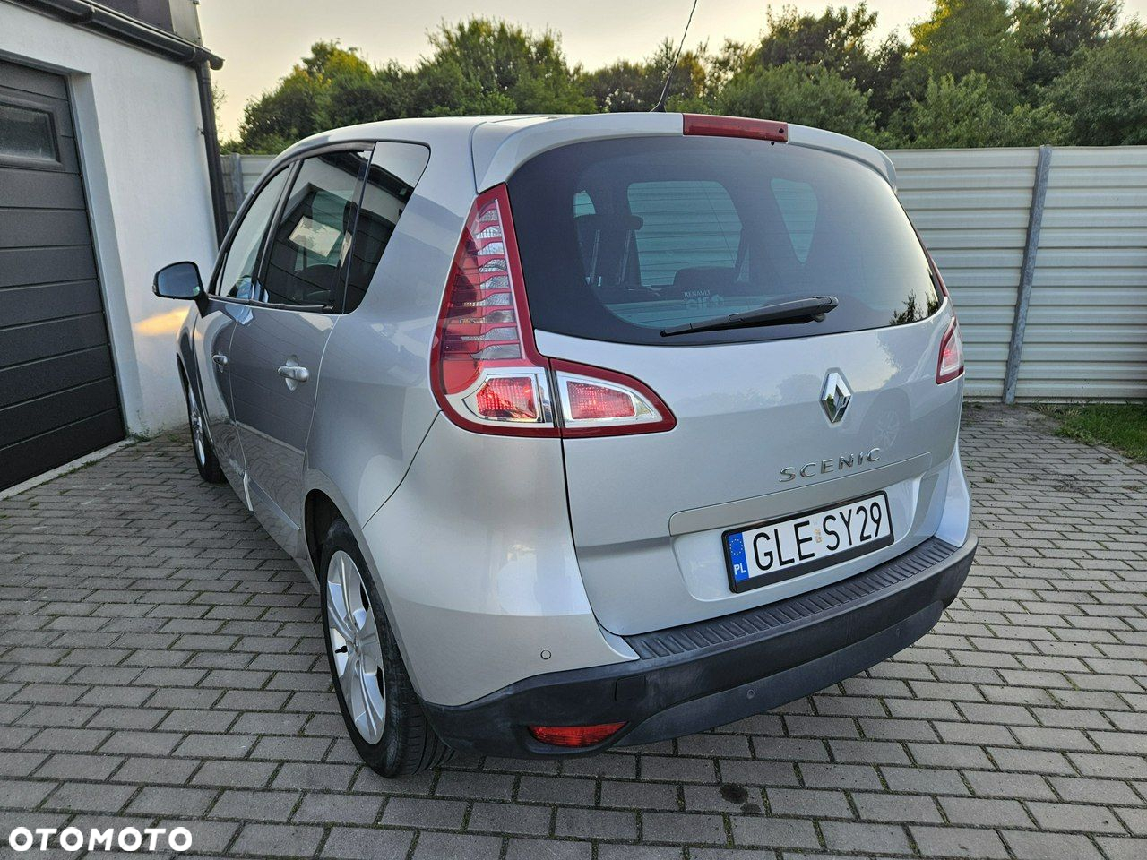 Renault Scenic 1.4 16V TCE Privilege - 15
