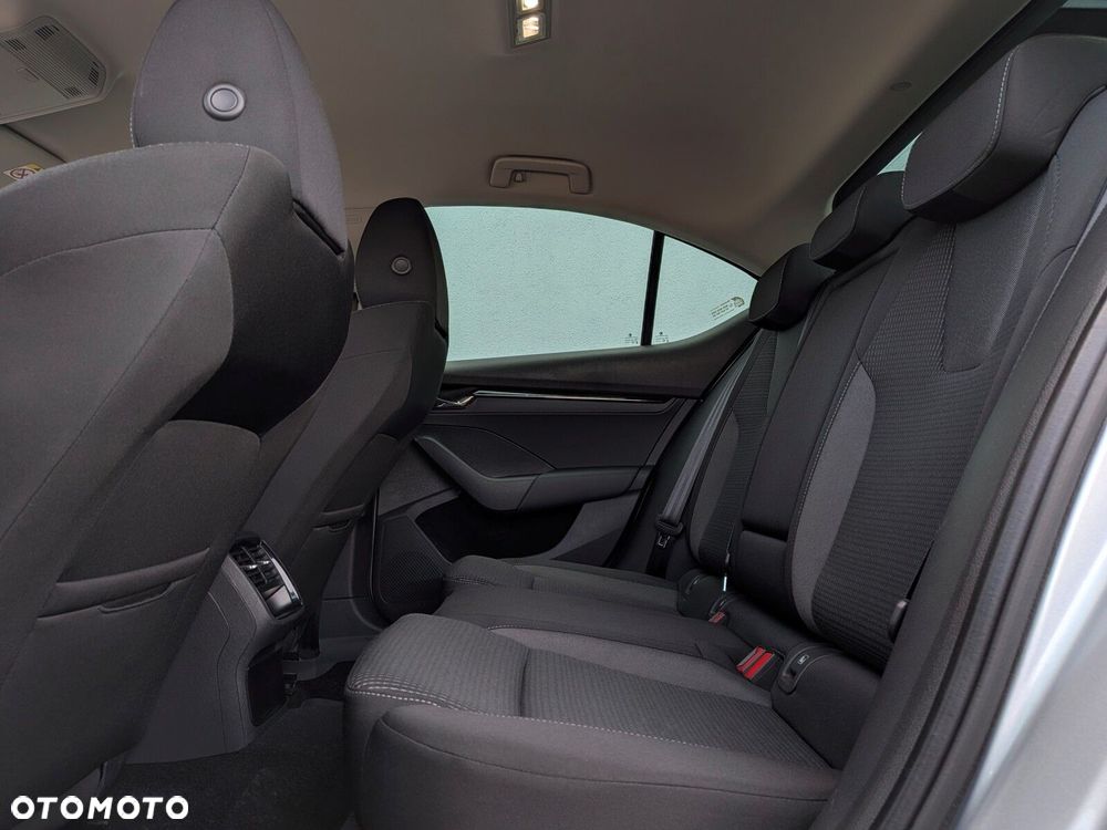 Skoda Octavia 1.5 TSI ACT Ambition - 11