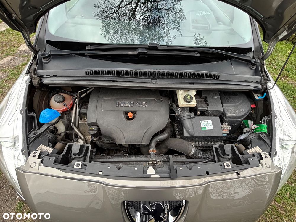 Peugeot 5008 HDI FAP 165 Automatik Premium - 20