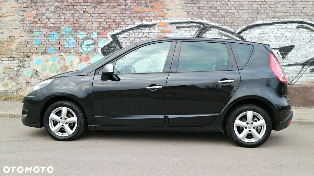 Renault Scenic 1.6 16V 110 LIMITED - 23