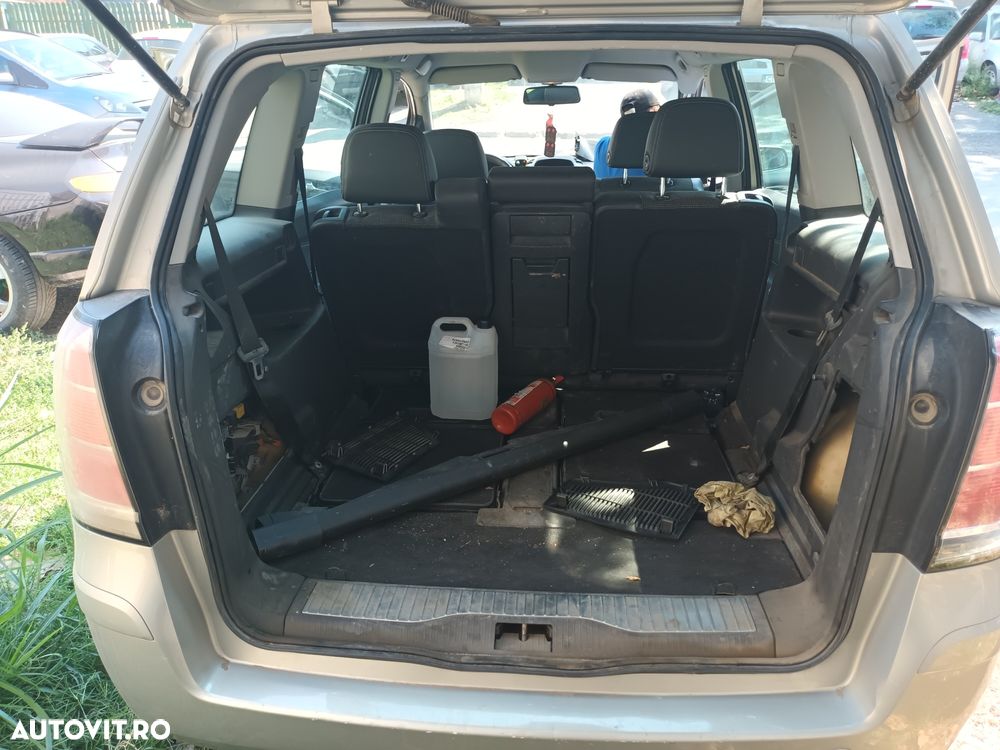 Dezmembrari  Opel ZAFIRA B  2005  > 0000 1.9 CDTI Motorina - 11