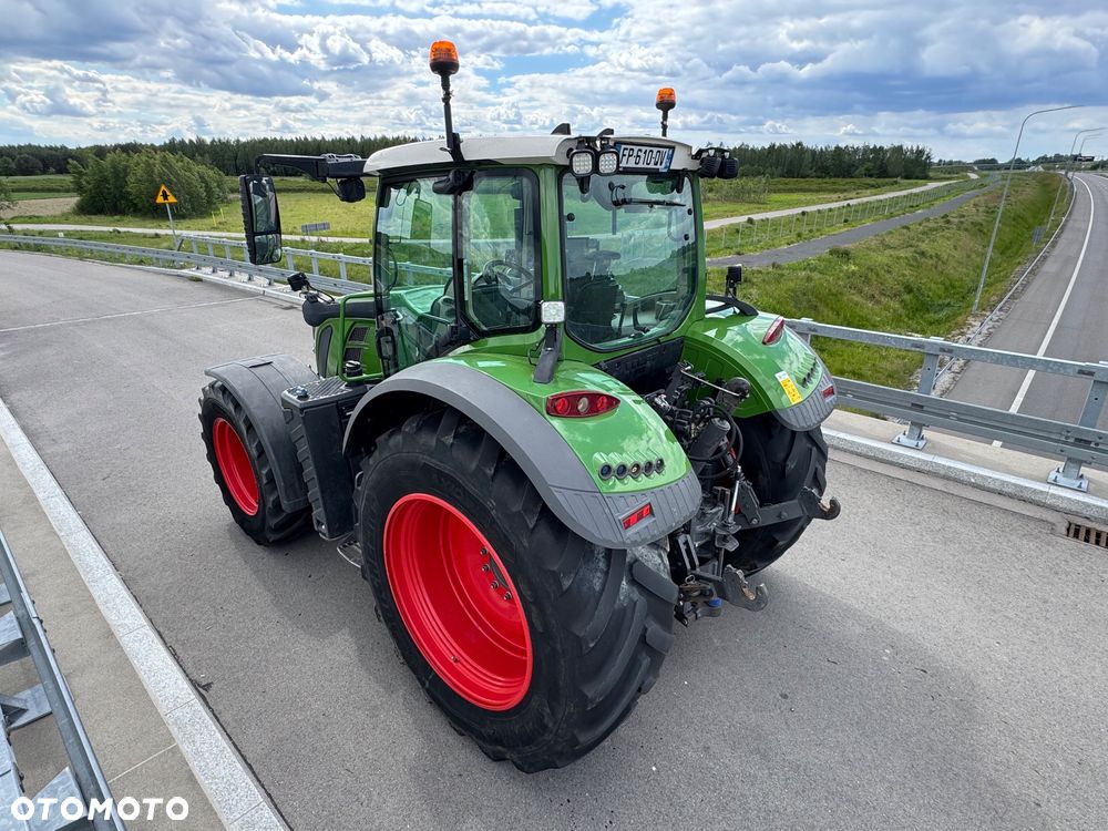 Fendt 724 PROFI + GPS Trimble RTK Super Stan Traktor 4x4 - 17