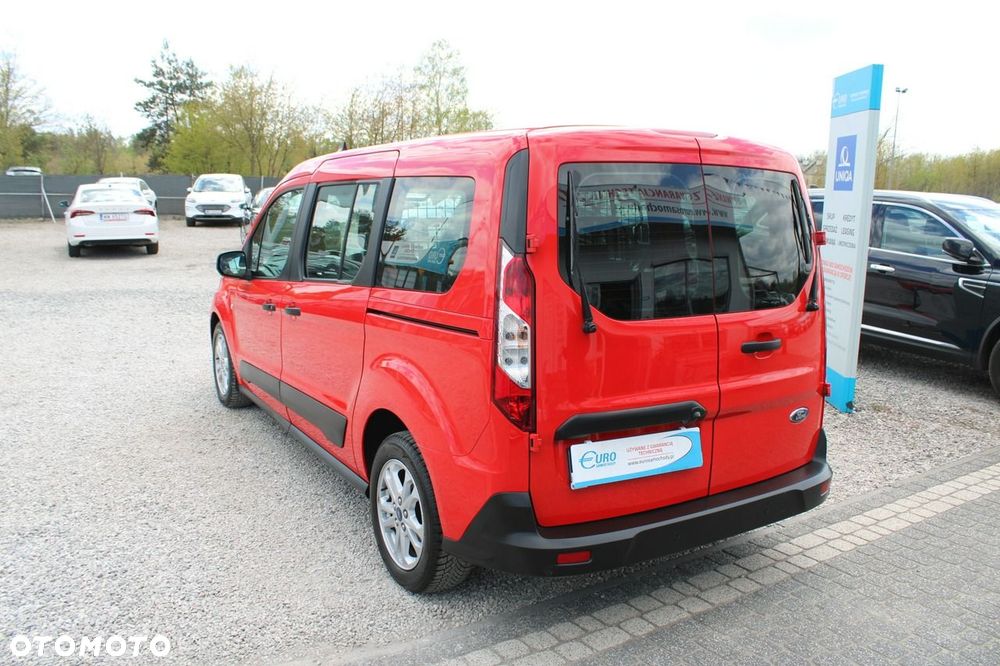 Ford Transit Connect - 8