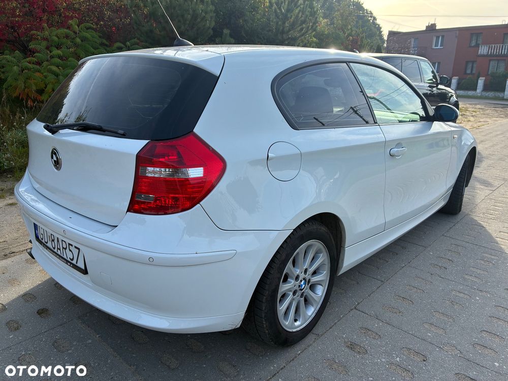BMW Seria 1 116i - 4