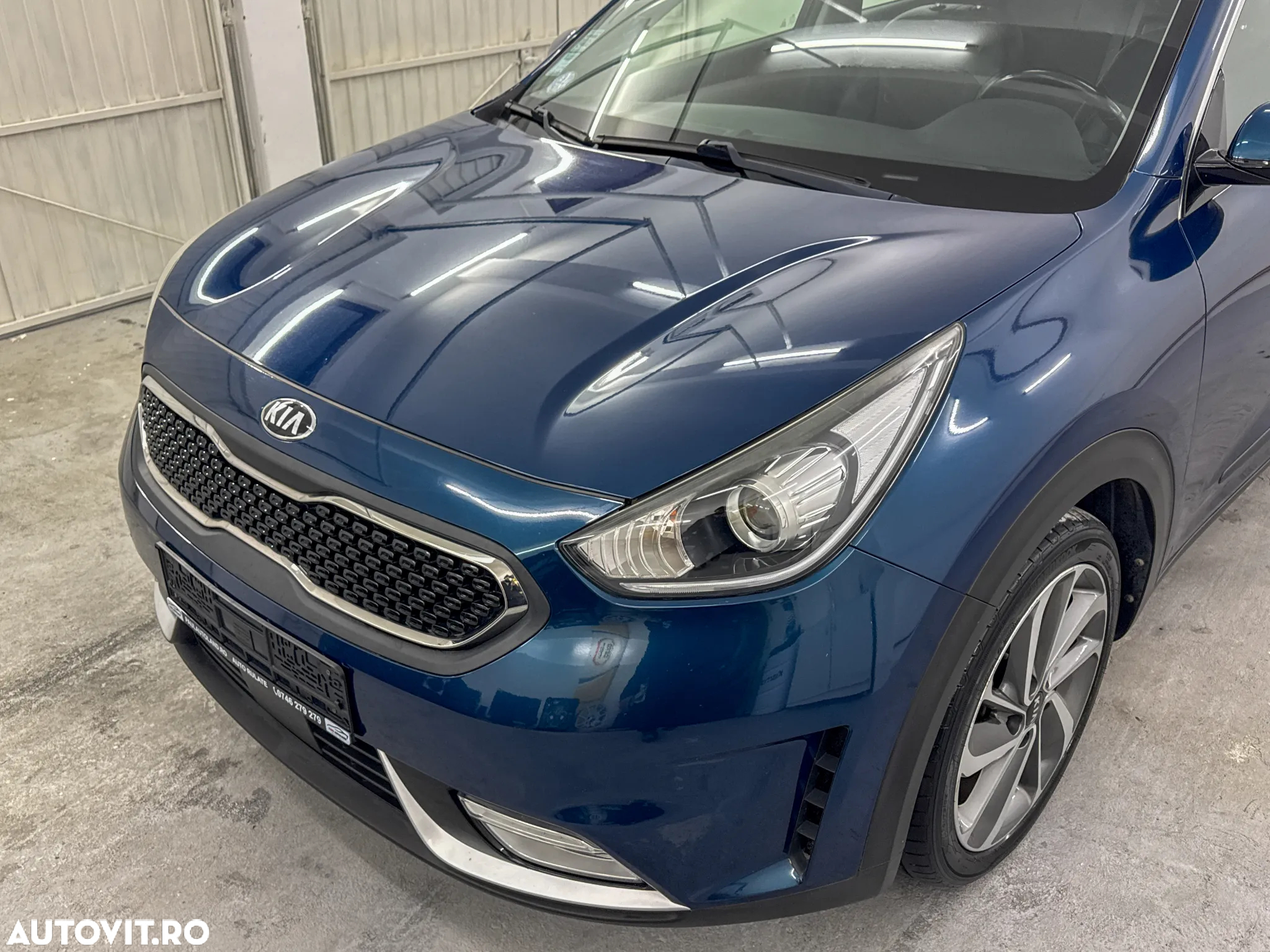 Kia Niro 1.6 GDI 6DCT HEV Premium - 28