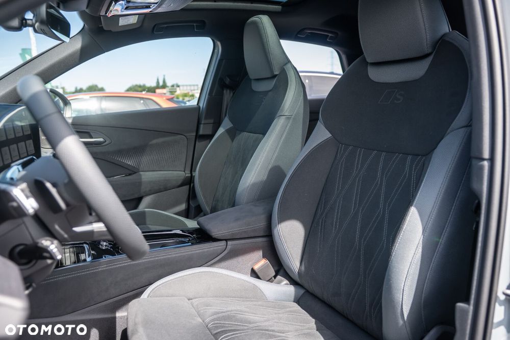 Audi Q3 Sportback - 12