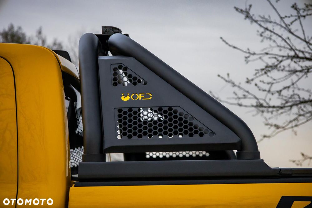 RAM 1500 Crew Cab Shortbed Rebel - 38