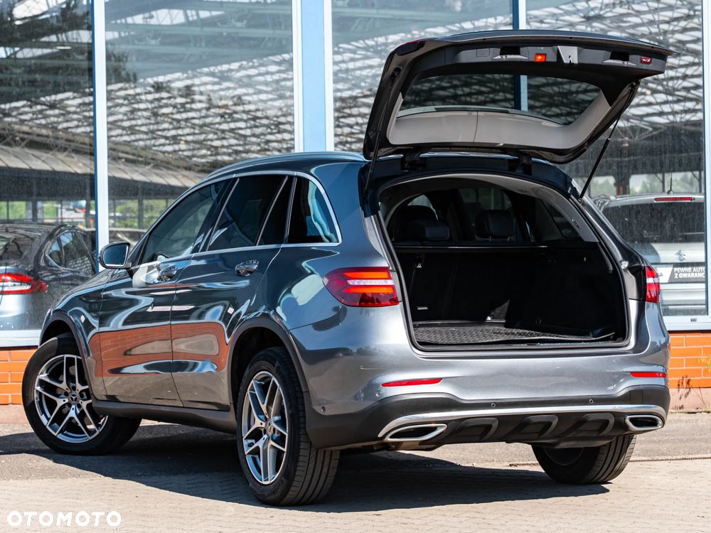 Mercedes-Benz GLC - 10