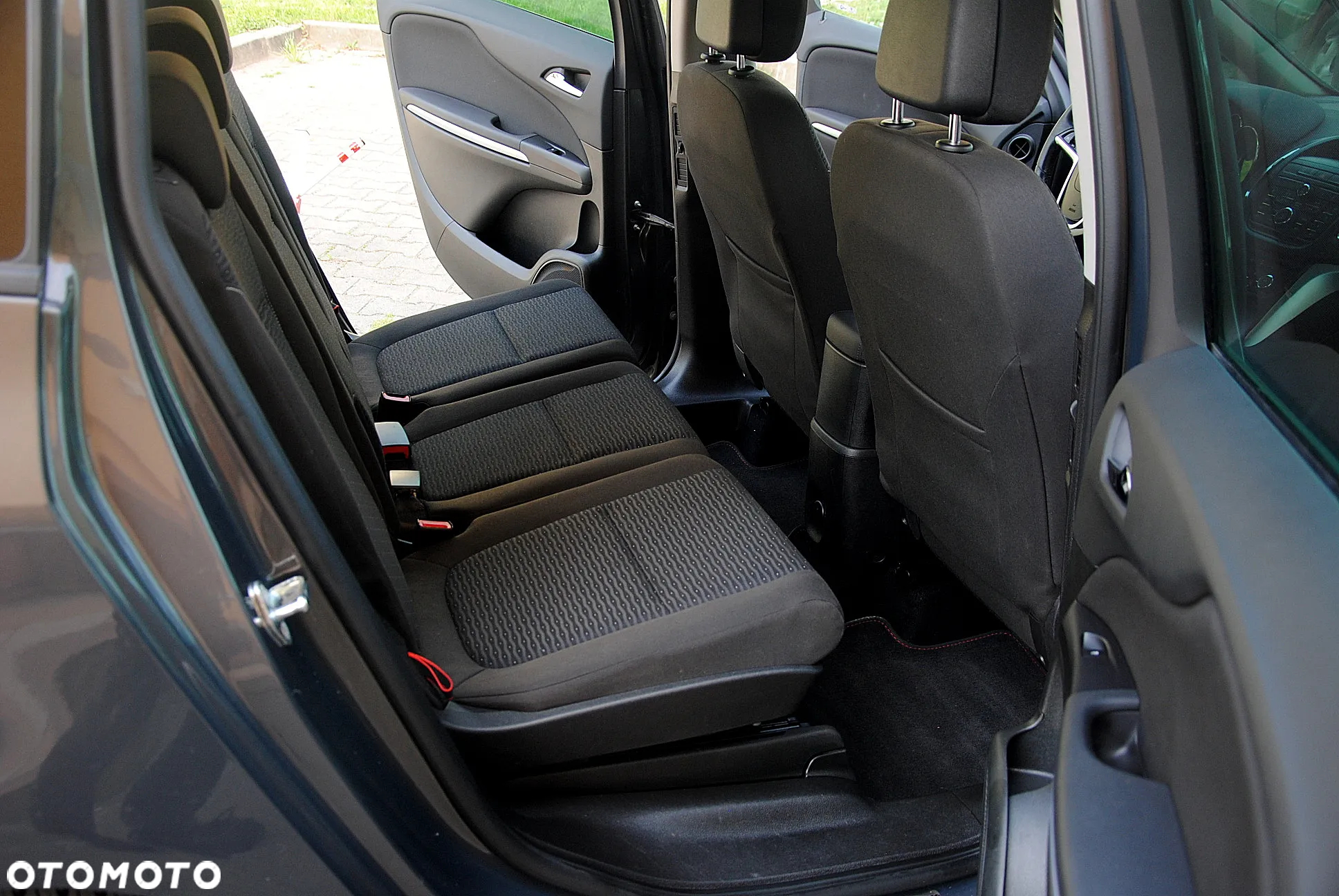 Opel Zafira Tourer 1.4 Turbo Business Innovation - 9