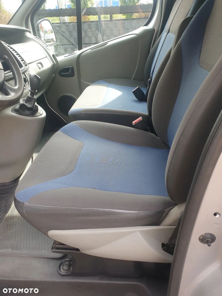 Renault trafic - 12