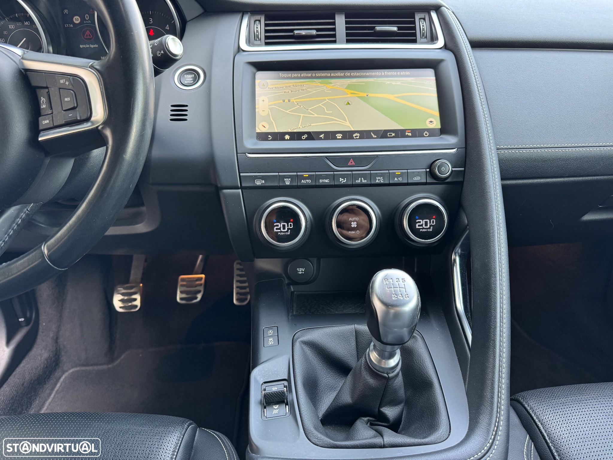 Jaguar E-Pace 2.0 i4D R-Dynamic S - 13