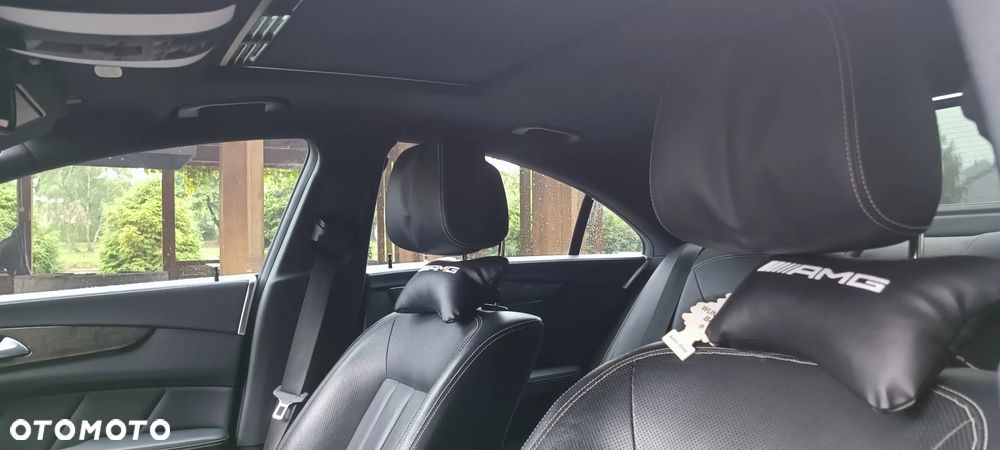 Mercedes-Benz CLS 500 4-Matic BlueEff - 6