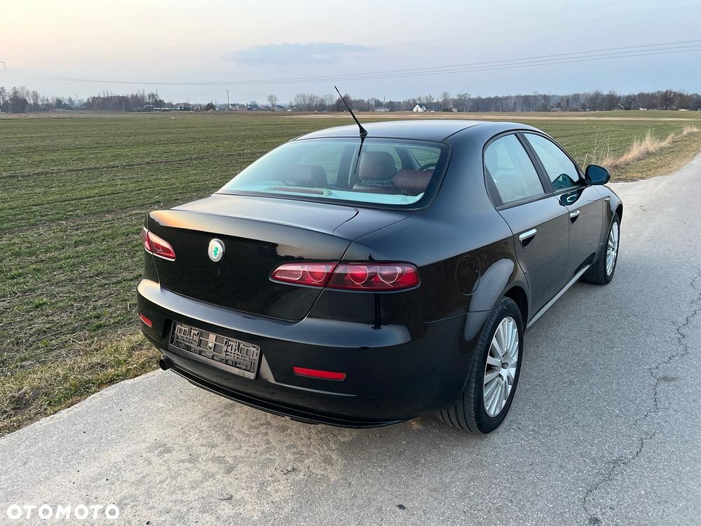 Alfa Romeo 159 - 19
