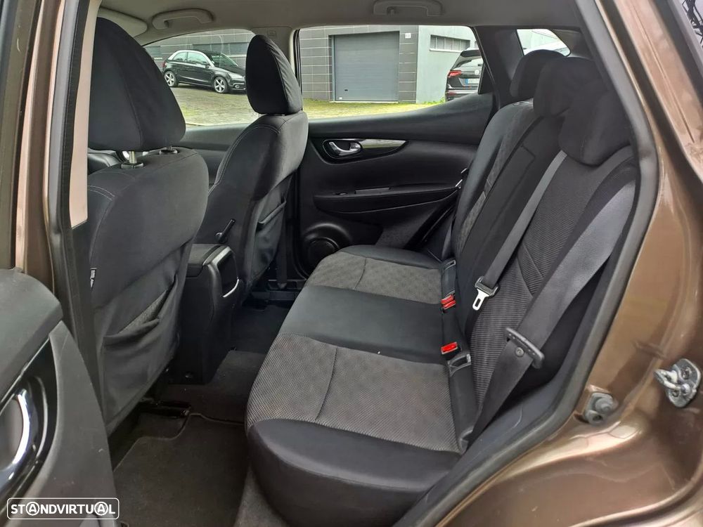 Nissan Qashqai 1.5 dCi Acenta Connect - 16